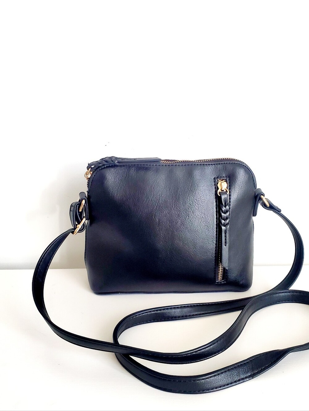 Denver Hayes Black Smooth Leather Crossbody Bag with Braided Zip Pull